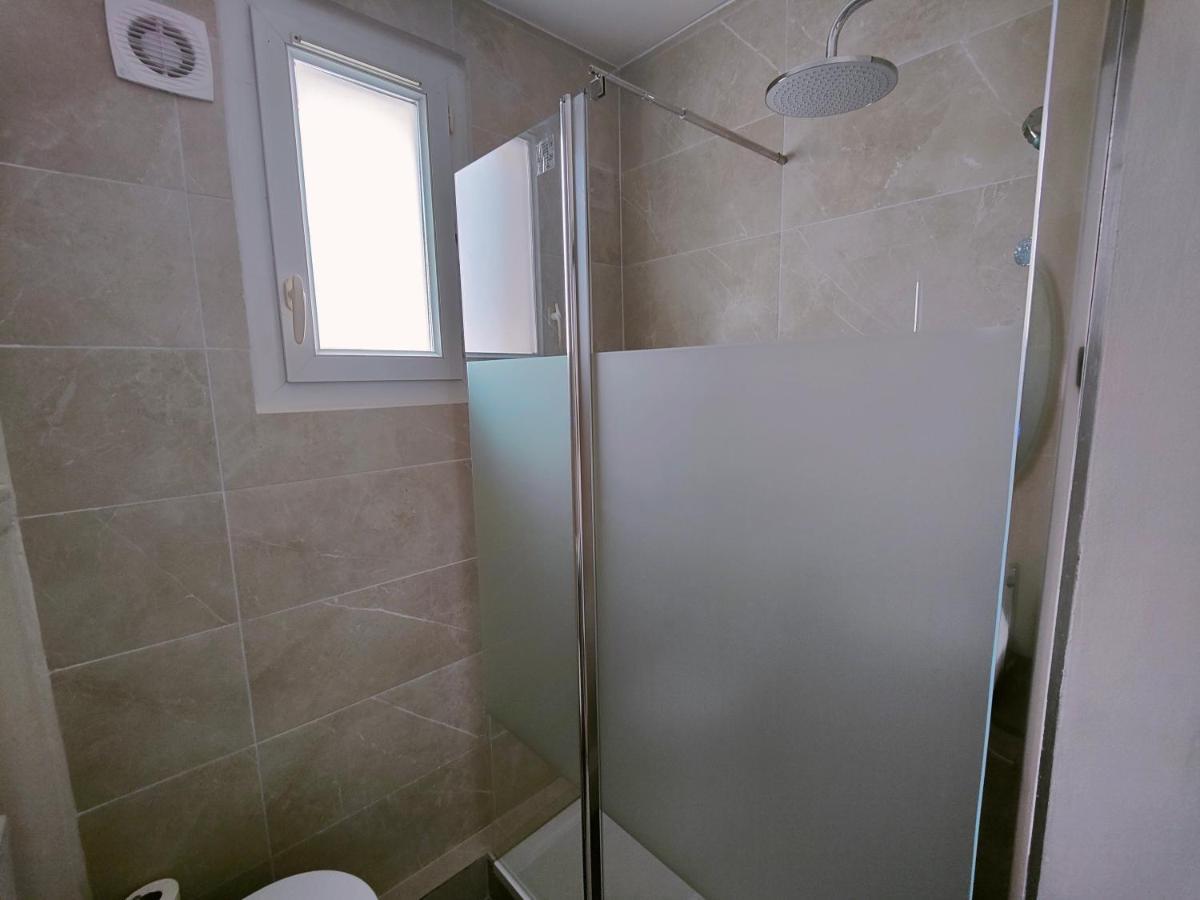 Appartement Business ラ・ガレンヌ・コロンブ エクステリア 写真
